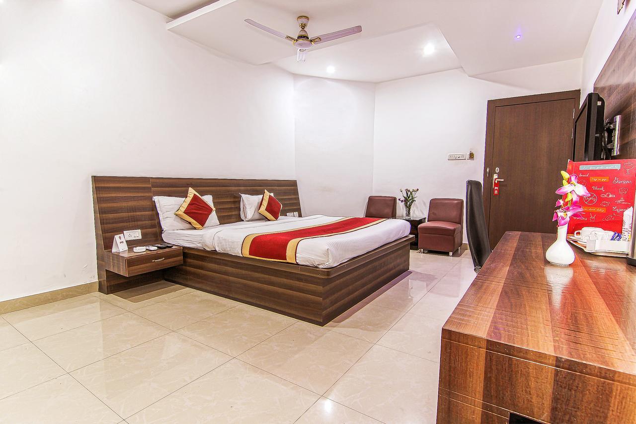 Oyo 6804 Hotel Buddha Residency لاكناو المظهر الخارجي الصورة